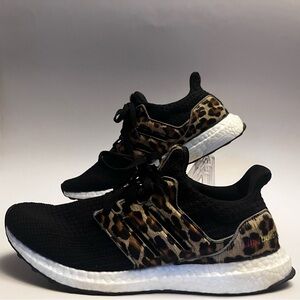 Size 9 - adidas UltraBoost DNA Animal Pack - Leopard